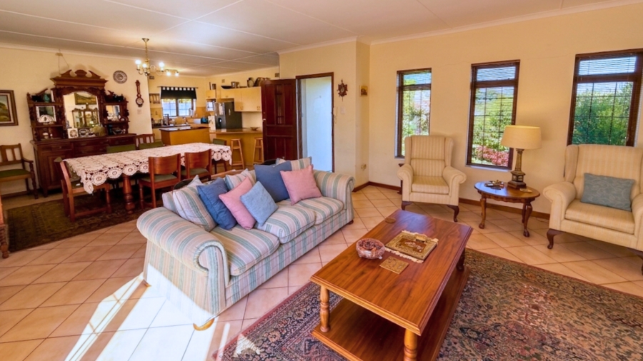 5 Bedroom Property for Sale in Kenton On Sea Eastern Cape